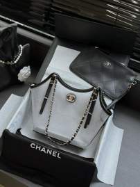 Picture of Chanel Handbags _SKUfw242325673fw